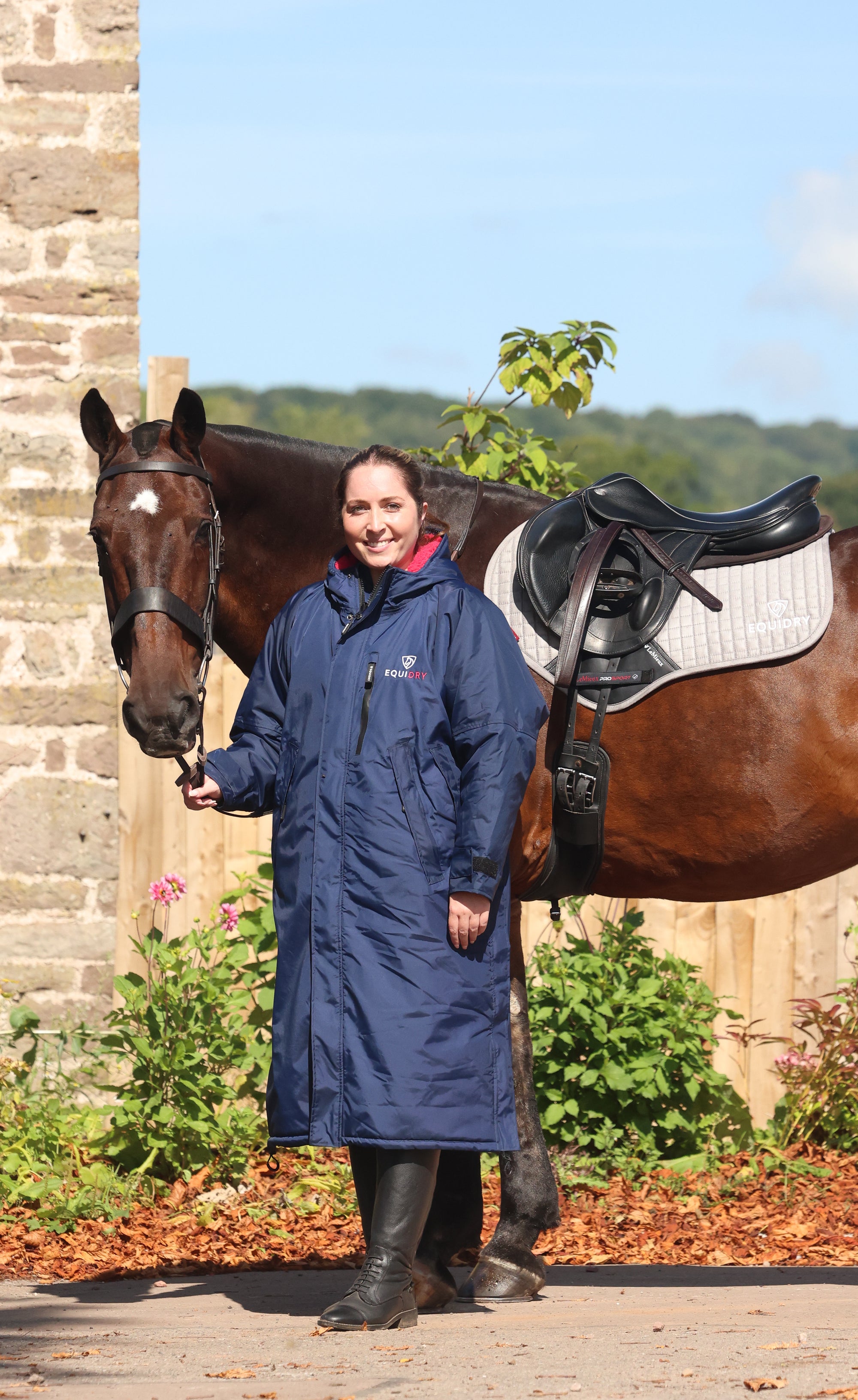 Evolution Women&#39;s | Thick Fleece | Fixed Hood | Navy/Raspberry