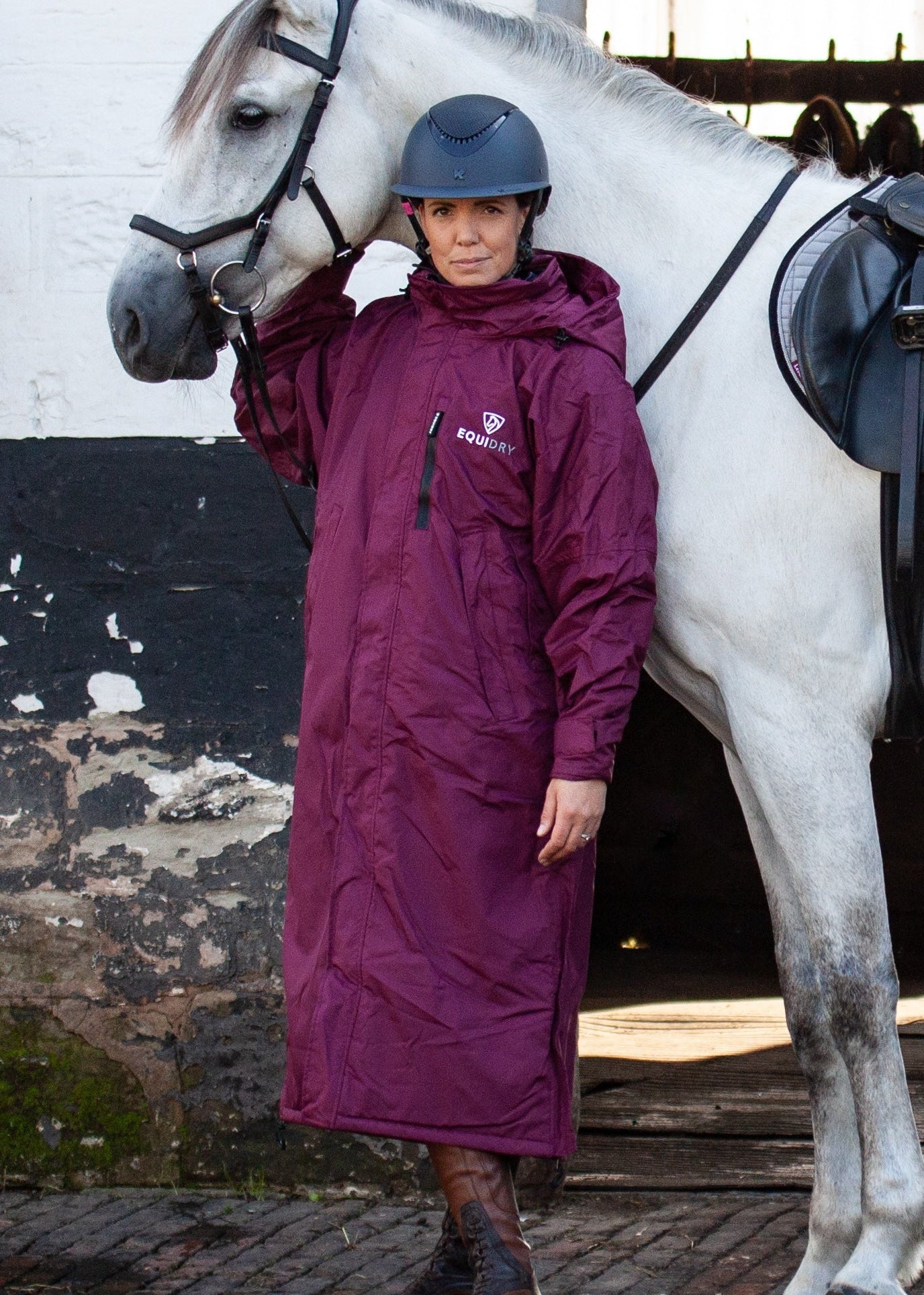 EQUIDRY | Ladies Lite Waterproof Horse Riding Rain Coat | Burgundy