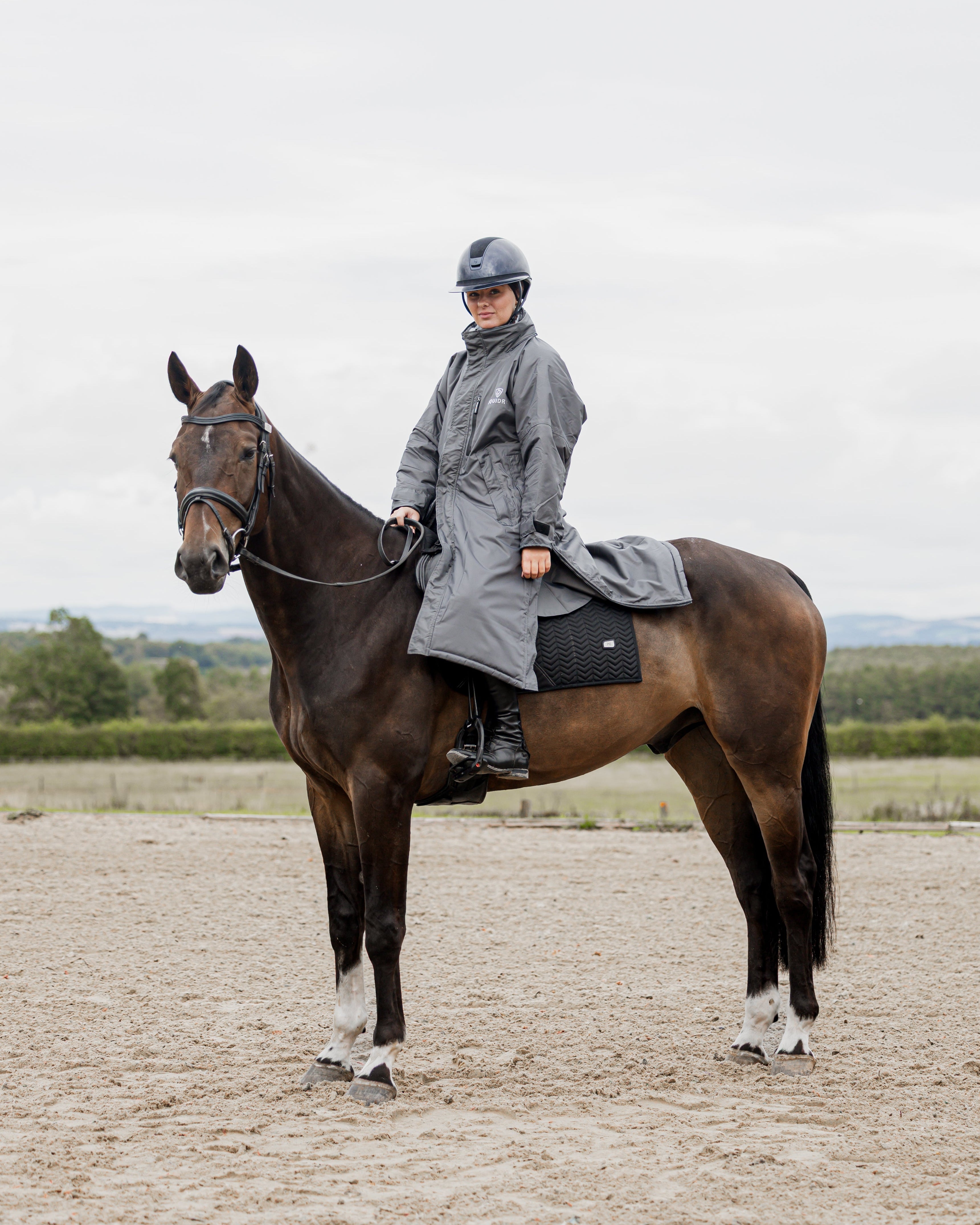 EQUIDRY Equestrian Lite | Ladies Waterproof Horse Riding Jacket | Grey